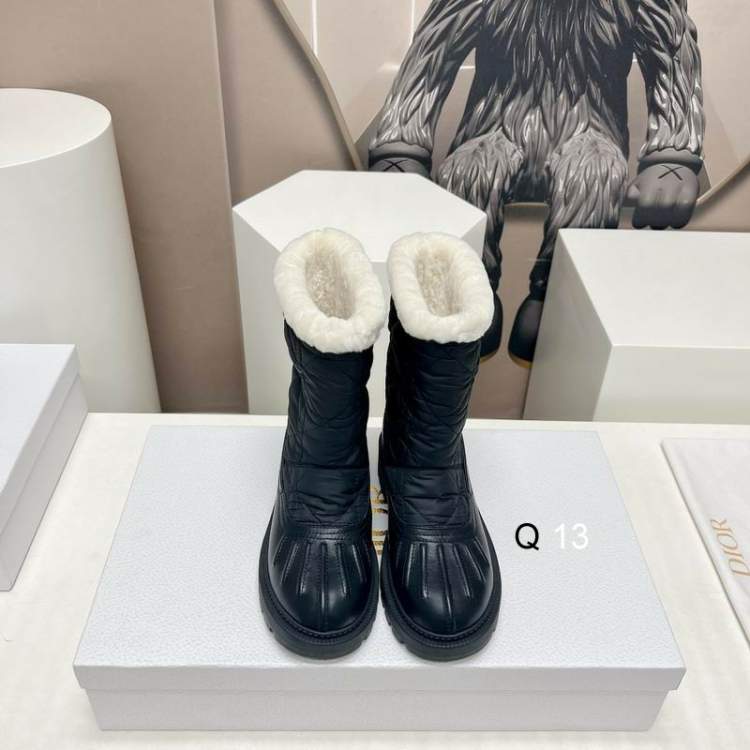 Picture of Dior Shoes _SKUDiorcoloursz35-40J12013427